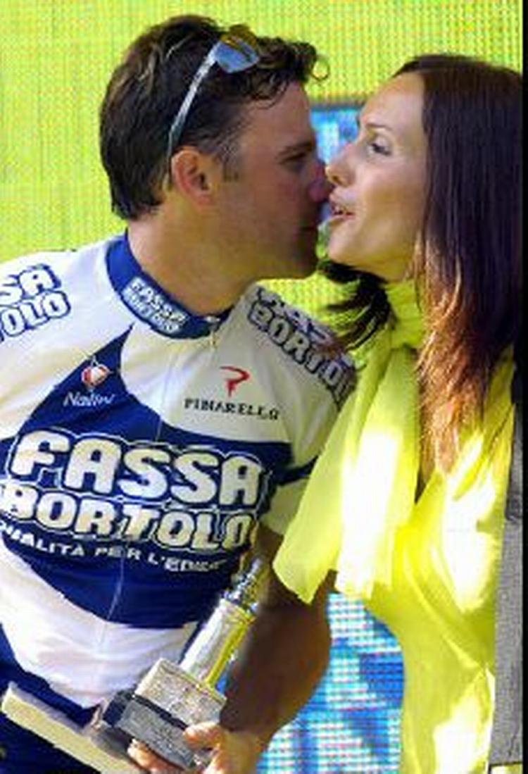 Vinderkys til Petacchi. - Foto: AP 