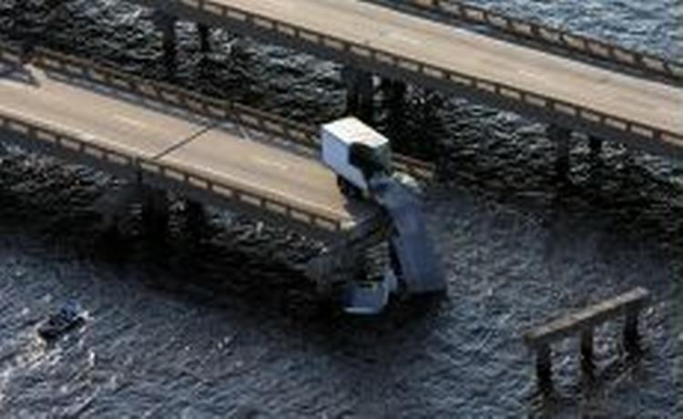Orkanen Ivan er skyld i massive ødelæggelser i en række amerikanske stater som Florida, Alabama og Illinois. - Foto: AP 