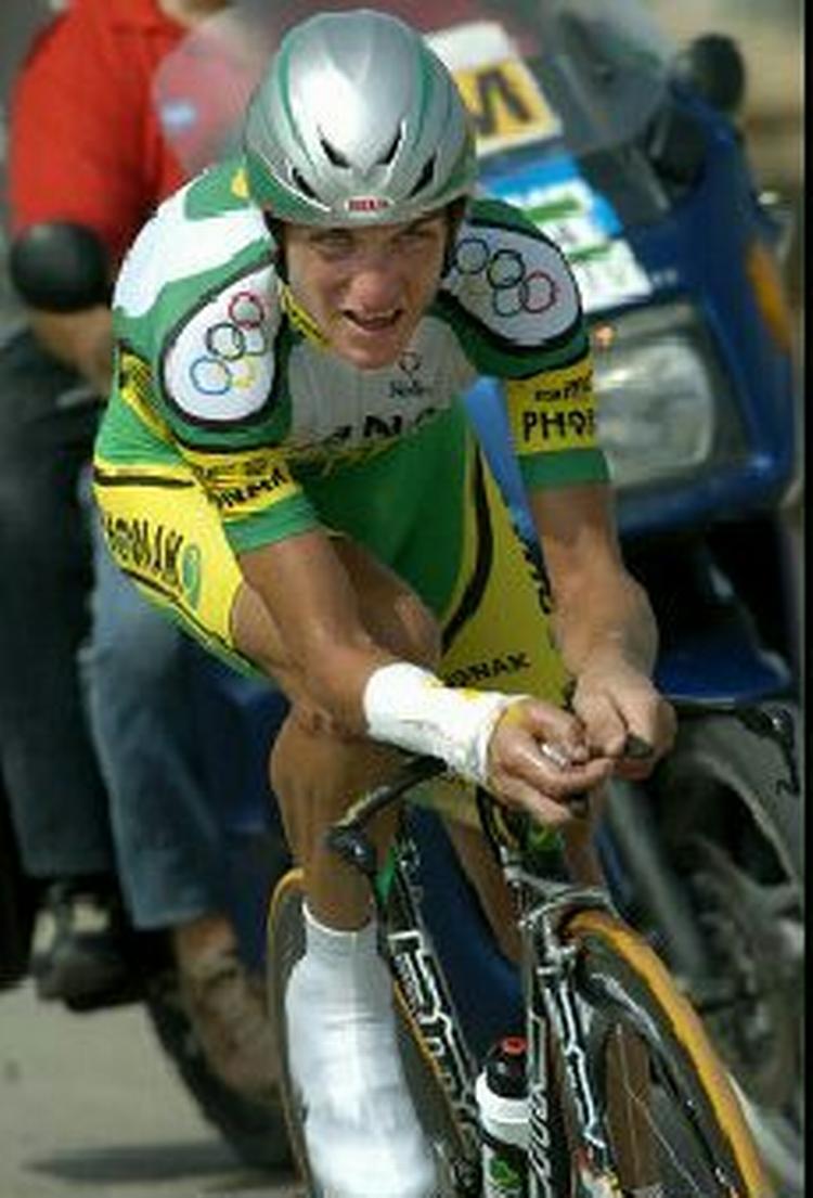 Tyler Hamilton udgik af Spanien Rundt efter at han havde vundet løbets 8. etape, enkeltstarten. - Foto: AP 