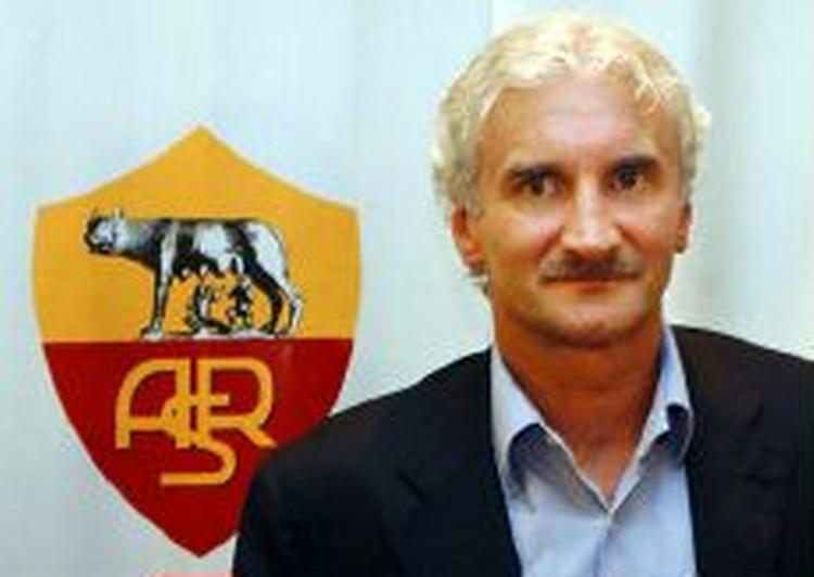 Rudi Völler tog beslutningen om at træde tilbage efter Roma tabte med 3-1 til Bologna på trods af, at Bologna spillede med ni mand i 40 minutter. - Foto: AP 