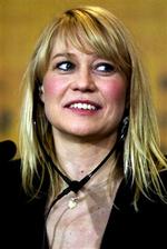 Trine Dyrholm roder sig i Åke Sandgrens nye film ud i et forhold, der viser sig at være livsfarligt.   Arkivfoto: Jockel Finck/AP 