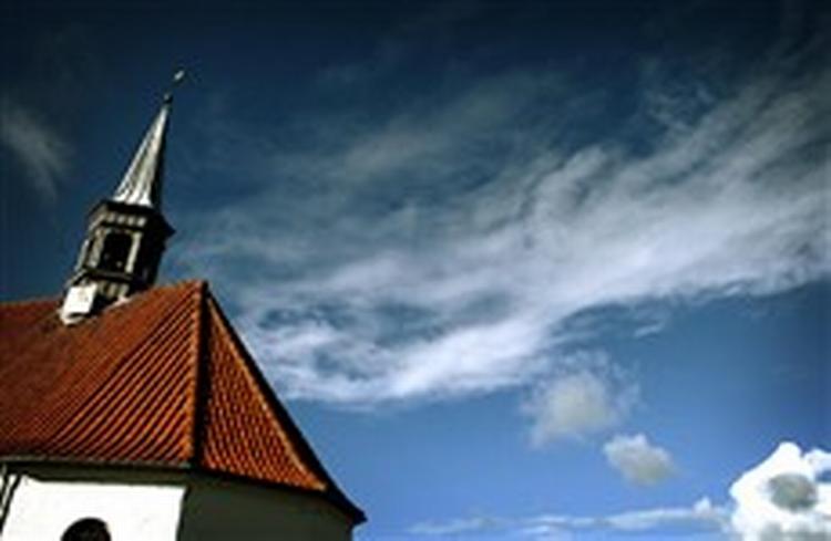 En gammel højborg for Ydre Mission, hvor Luthersk Missionsforening fylder godt i det selvsupplerende menighedsråd. Nu er der udsigt til kampvalg mod tilhængere af en langt mere åben kirke.   Foto: Jens Dresling 