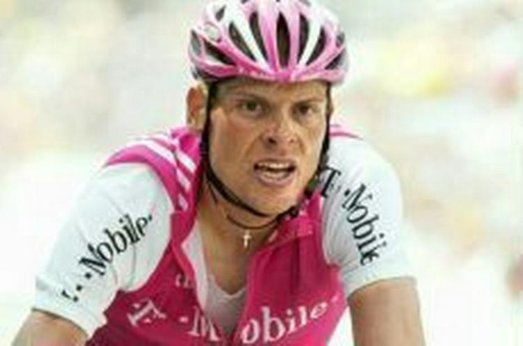 Ullrich er plaget af et maveonde. - Arkivfoto: AP 