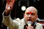 Fans af Michael Stipe og musikgruppen R.E.M., der skal til koncert til februar, bør kontrollere billetten, hvis den ikke er købt et officielt salgssted. - Foto: Christof Stache 