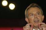 Blair siger, at det er i orden at være uenig i kursen i Irakpolitikken, men har formanet partifællerne om at stå sammen op til valget næste år. - Foto: AP 