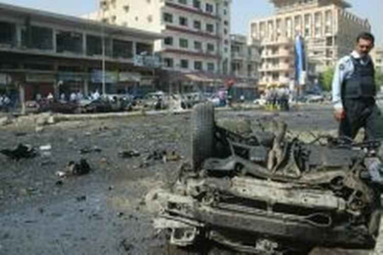 To kraftige bilbomber har rystet Bagdad. - Foto: AP 