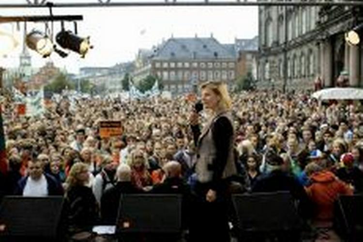 Tørnæs' tale blev indledt under civiliserede former. - Foto: Peter Hove Olesen. 