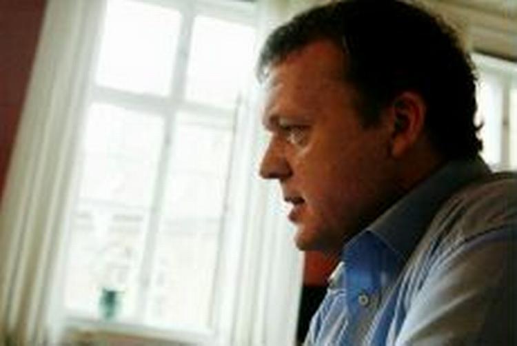 »Det er ikke fair kun at måle regeringen på det første år, når man sammenholder det med udgifterne - 3,5 milliarder kroner - for hele perioden«, siger Lars Løkke Rasmussen 