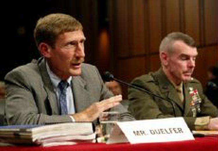 Charles Duelfer og hans undersøgelsesgruppe slår nu helt fast, at Irak ikke besad ulovlige våben inden invasionen sidste år. - Foto: AP 