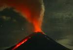 Lava på vej ned af vulkanen Colima i Mexico. Udbruddet fandt sted fredag 8. oktober. Måske stammer livet fra vulkaner som denne. - Foto: AP 