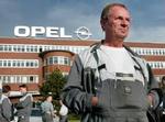 Arbejderne på de tre Opel-fabrikker i Bochum har nedlagt arbejdet. - Foto: AP 