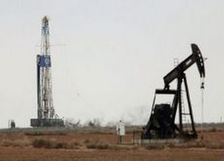 En oliepumpe i Texas. - Arkivfoto: AP 