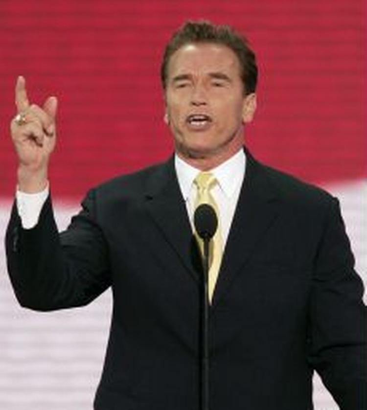Schwarzenegger er parat til at sige ja til milliardbevillinger fra den californiske stat til stamcelleforskning. - Arkivfoto: AP 