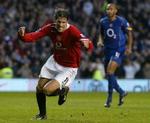 Nistelrooy jubler efter sin scoring. - Foto: AP 