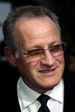For Michael Mann skal både det tekniske maskineri og skuespillernes forståelse for deres karakter være i orden. På den måde fremstår de som rigtige mennesker på lærredet og ikke bare som tegneseriefigurer. - 