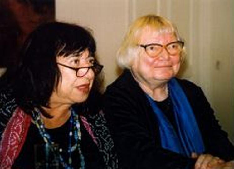 LYRIKKOLLEGER. Katerina Angelaki-Rooke og Inger Christensen på Det Danske Institut i Athen. - Foto: Claus V. Jacobsen 