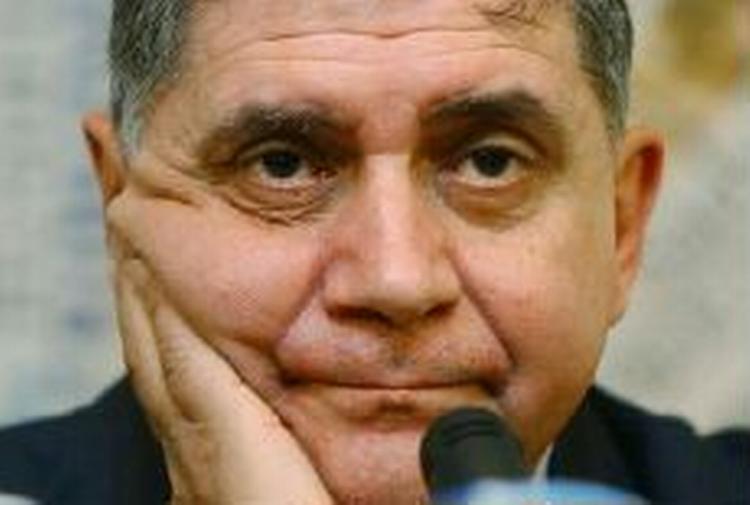 Buttuglione besklyder pressen for at have orkestreret en smædekampagne mod ham og for at være overfladisk i dækningen af hans sag. - Foto: AP 