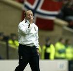 Berti Vogts er ikke blevet nationalhelt i sin tid som landstræner for de stolte skotter. - Foto: AP 