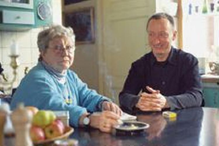 'Min morfars morder' med Søren Fauli (t.v.). - Still fra filmen 