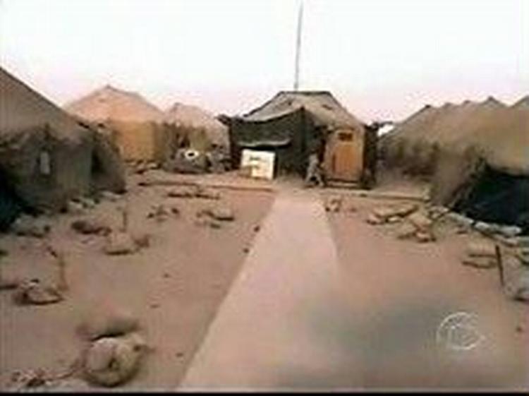 Fangerne fra den danske militærlejr blev overført til den amerikansk-britiske fangelejr Camp Bucca. - Foto: CBS 