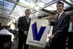 Venstrefolkene Lars Løkke Rasmussen og Anders Fogh Rasmussen præsenterer Venstres nye slogan 'Så ved du det bli'r til noget'. - Foto: Jens Dresling 