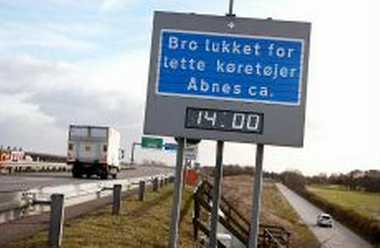Stormen lukkede for trafikken på Storebæltsbroen. Men generelt var der en venlig storm, der passerede landet. - Foto: Rasmus Baaner 