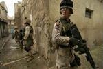 Amerikanske soldater har dagen i gennem patruljeret i Mosul. - Foto: AP 