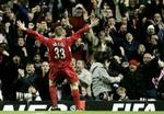 Liverpools Neil Mellor har scoret sejrsmålet mod Arsenal i slutfasen af søndagens storkamp. - Foto: AP 