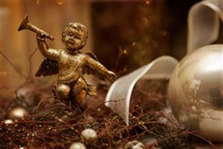 Engle findes rundt omkring på landets mange julemarkedet. - Foto: Mads Nissen 