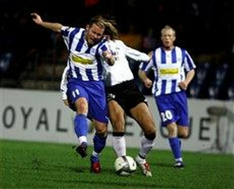 Fredrik Berglunds (tv) mål rakte ikke til sejr mod Rosenborg. - Foto: Lars Skaaning 