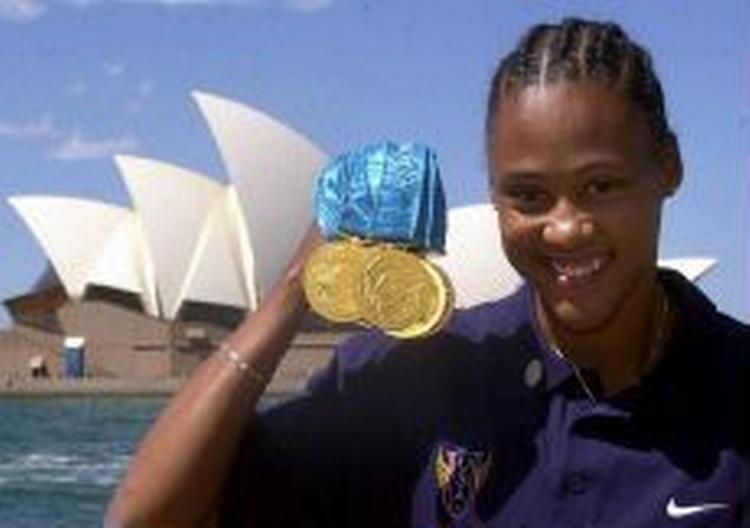 Marion Jones havde et godt OL i Sydney, men nu tyder meget på, at hun havde dopet sig til medaljerne. - Foto: AP 