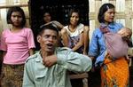 I 25 år levede Romam Chhung Loeung og hans familie blandt vilde dyr i junglen.   Foto: Chor Sokunthea, AP 