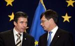 Anders Fogh Rasmussen og den hollandske premierminister og EU-formand Jan Peter Balkenende under topmødet. - Foto: AP 