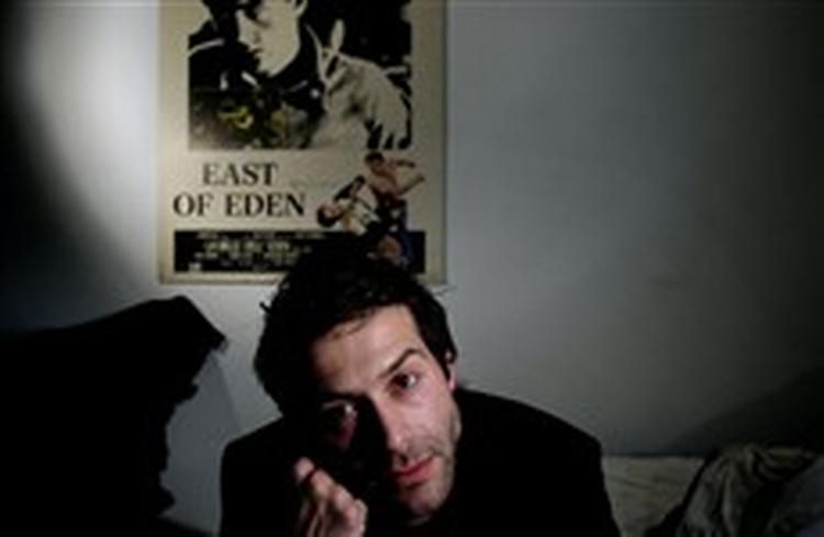 »Det er et detektivarbejde at komme ind på livet af en ny rolle - at nærlæse og notere, hvad der er af informationer i manuskriptet.« - Foto: Pelle Rink 