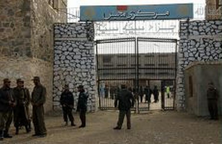 Pul-i-Charki-fængslet er opført i Sovjettiden i udkanten af hovedstaden Kabul. - Foto: AP 
