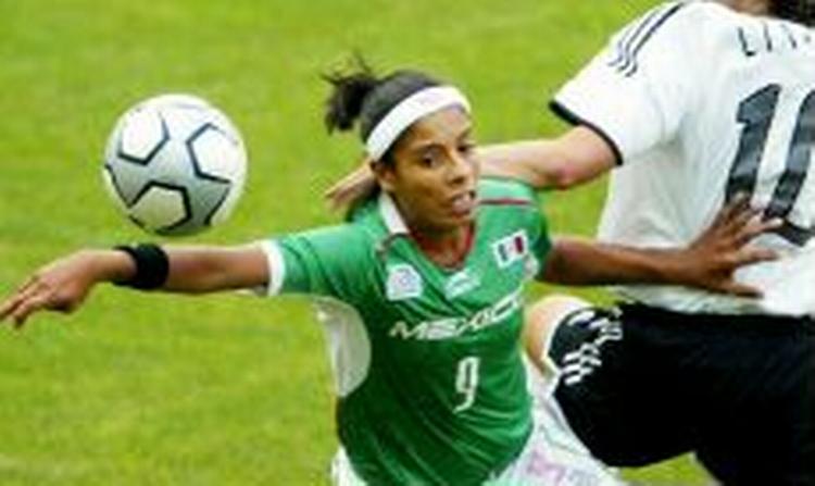 'Marigoal' i aktion for det mexicanske landshold. - Foto: AP 