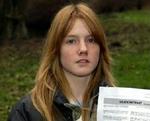 Den dræbte Anita Staal Pedersen var 160 cm. høj. Hun bar en Helly Hansen dynejakke lørdag aften. Politiet kan kontaktes på 3945 1448. - Foto: Privat 
