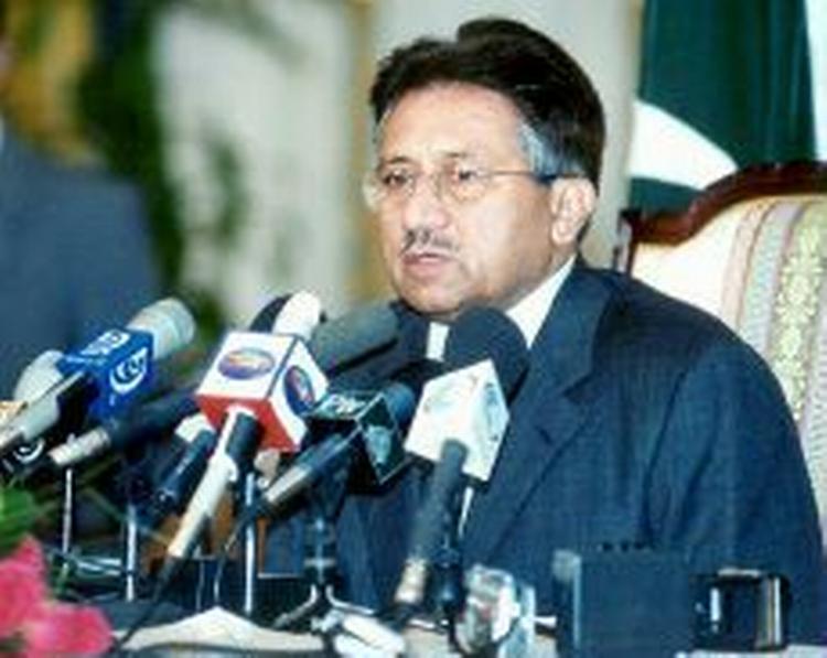 Præsident Musharraf har overlevet adskillige attentatforsøg som statsleder i Pakistan. - Foto: AP 