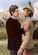 Omar Sharif kommer fra egyptisk filmtradition og har spillet både førsteelsker og skidt fyr. Her er han sammen med Ingrid Bergman i Den Gule Rolls-Royce i 1965.   Foto: Cinetext 