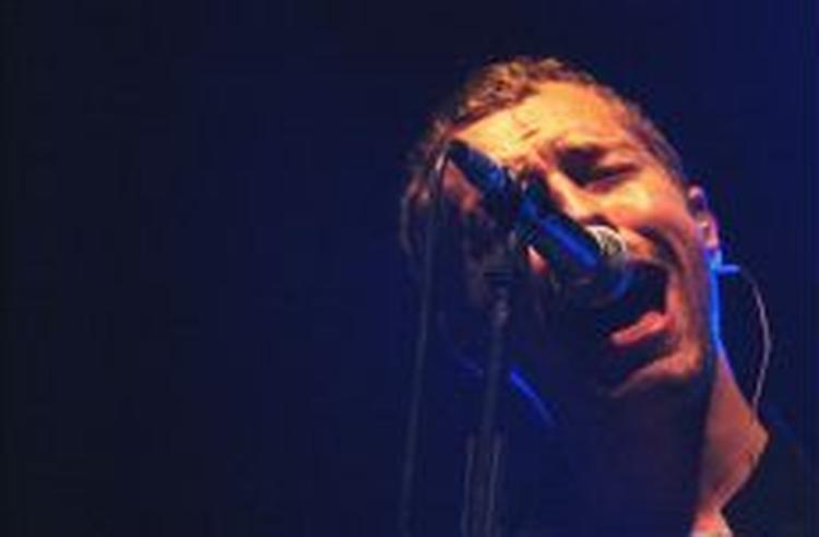 Forsanger Chris Martin og resten af Cold Play har brygget nye numre sammen, der udkommer til marts. - Foto: Kim Agersten 