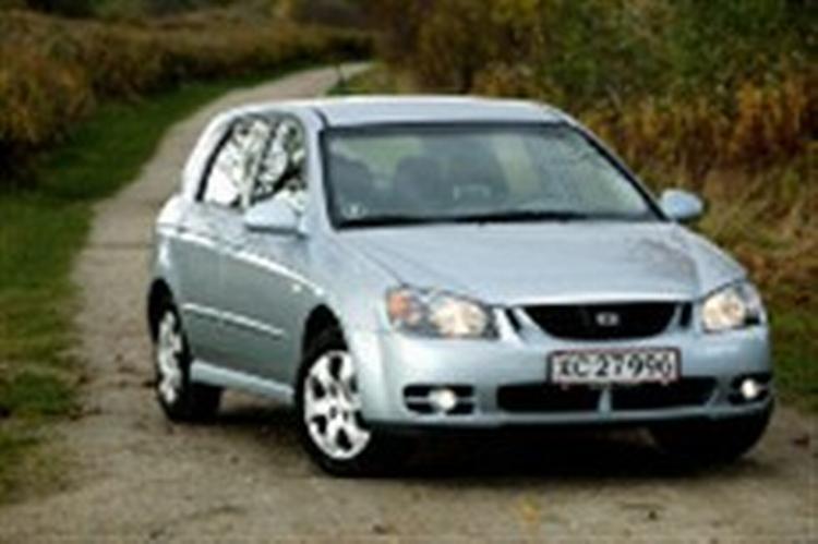 Kia Cerato klarer sig skidt i amerikansk crashtest. 
