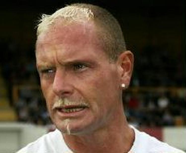 Gascoigne før en venskabskamp i sommer. - Foto: AP 