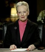 »Lad os ikke kun tænke på vore egne tab, men også på de mange tusinde mennesker, som nu må se hele deres tilværelse slået itu«, sagde dronning Margrethe. - Foto: Jens Dige/Polfoto 