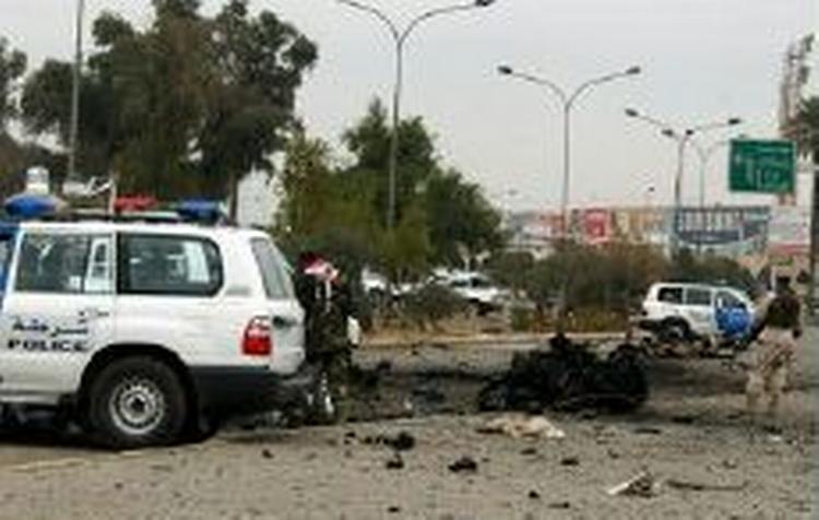 Den irakiske regeringsleder, Iyad Allawi, slap uskadt fra angrebet mod hans hovedkvarter. - Foto: AP 