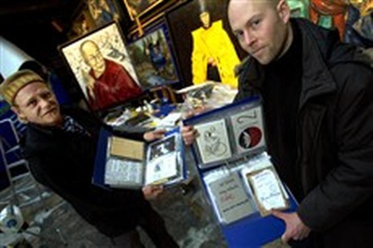 I dag er de to kunstnere Lars Kræmmer og Flemming Vincent også bankdirektører. - Foto: Finn Frandsen 