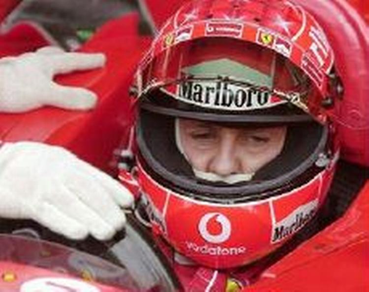 Den tyske Formel 1-verdensmester Michael Schumacher har givet 55,7 millioner kroner. - Foto: AP 