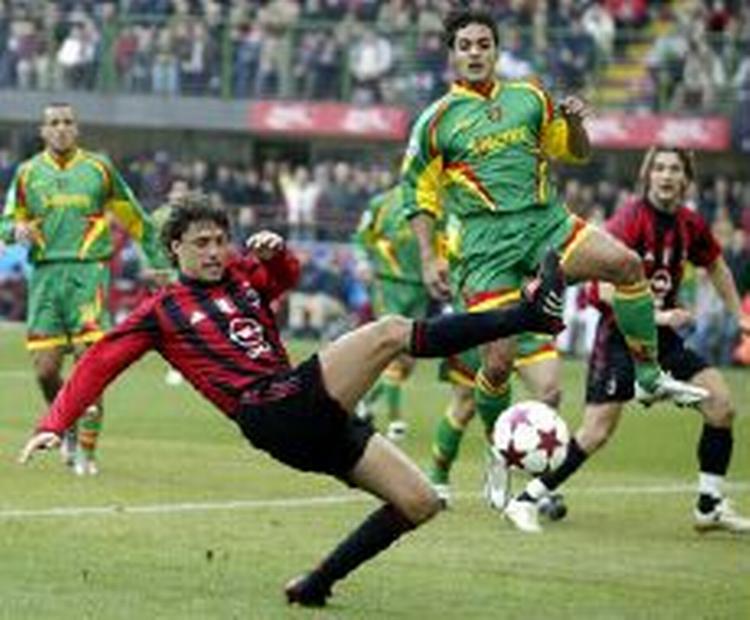 Hernan Crespo var med tre mål stærkt medvirkende til, at milaneserne sikrede en sejr på 5-2. - Foto: AP 