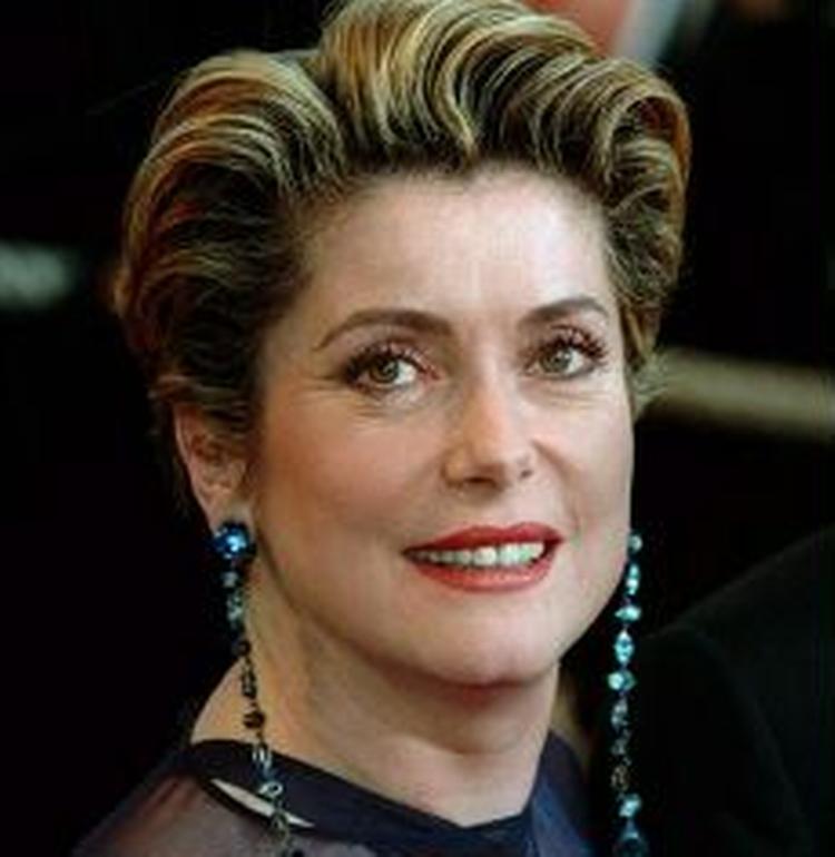 En celeber sag om lukrative aftaler med den eftersøgte playboy Rafik Khalifa omfatter nu Catherine Deneuve.   Foto: Whitby-Boot/Allstar 
