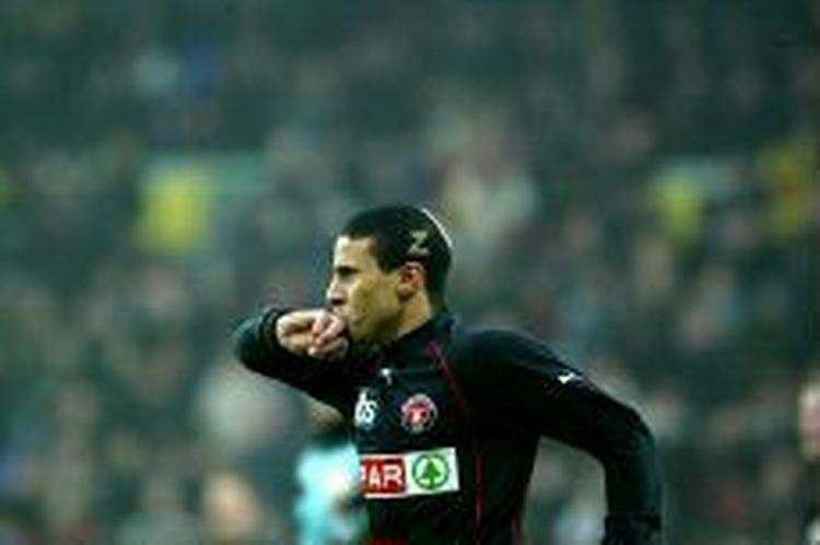 Zidan siger farvel til FC MIdtjylland. Nu hedder klubben Werder Bremen - i hvert fald det næste halve år. - Foto: Lars Skaaning 