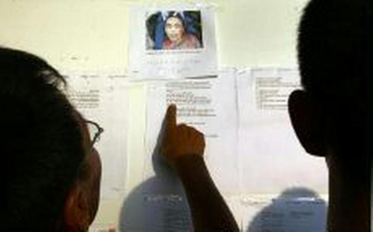 Der arbejdes i øjeblikket på højtryk for at identificere hundredevis af omkomne turister. - Foto: AP 